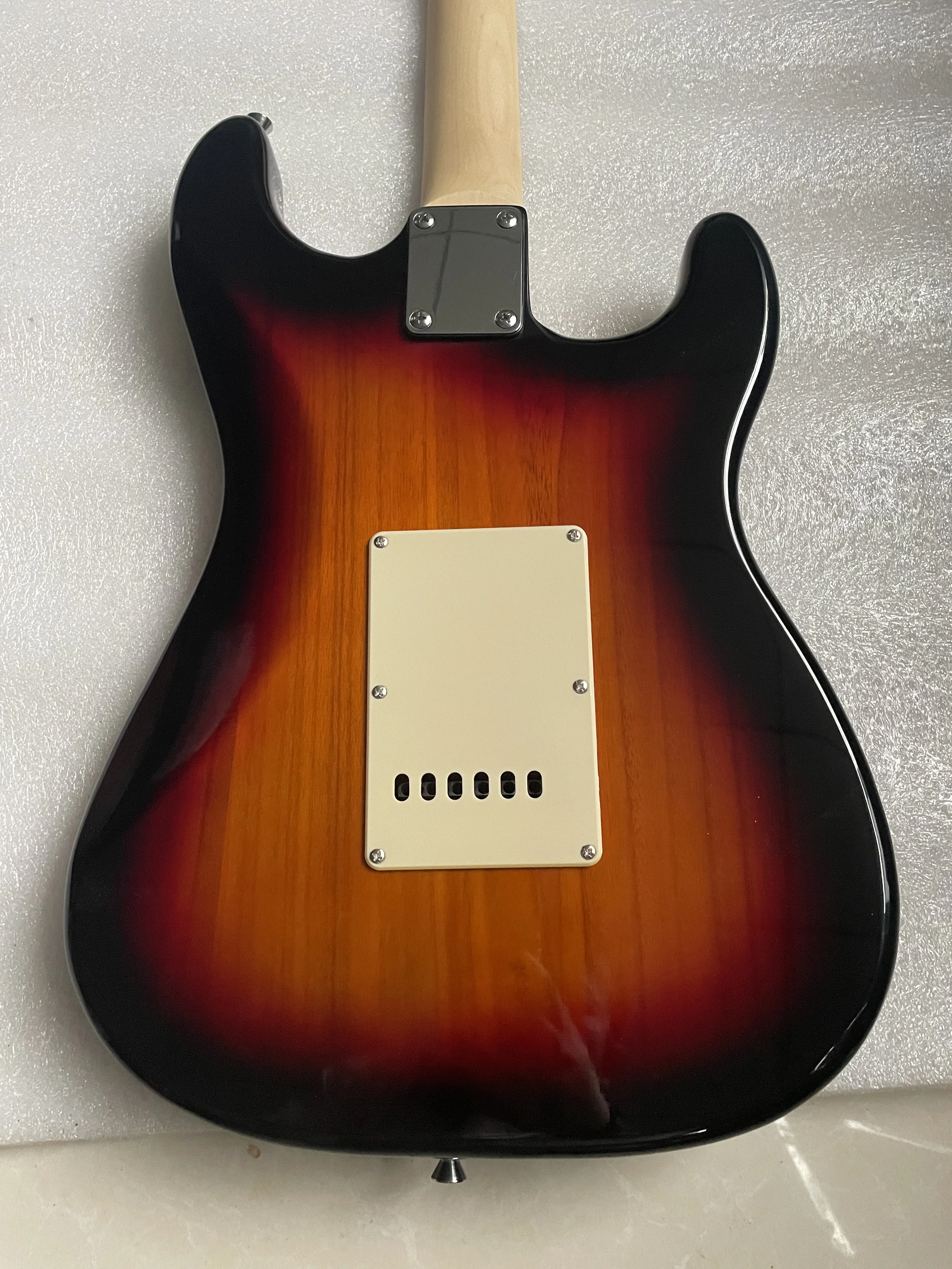 High quality new custom 6 Strings sunburst left hand electric Guitar,Send in 3 days ,chorme harwares,new shop special price