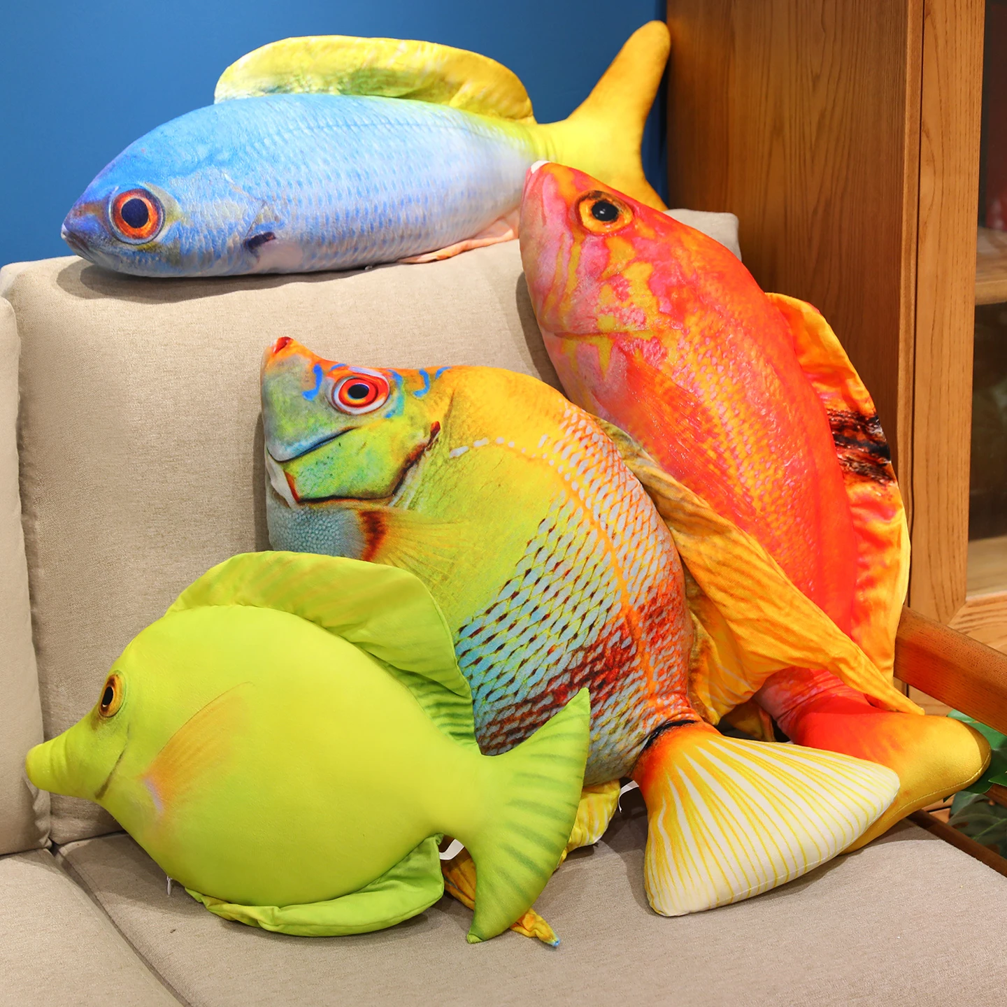 Pluszowe zabawki 3D imitujące ryby morskie, jaskrawe, kolorowe złote rybki, miękkie pluszowe zwierzątka, poduszka w kształcie karpia, kreatywna poduszka na sofę, dekoracja domu.