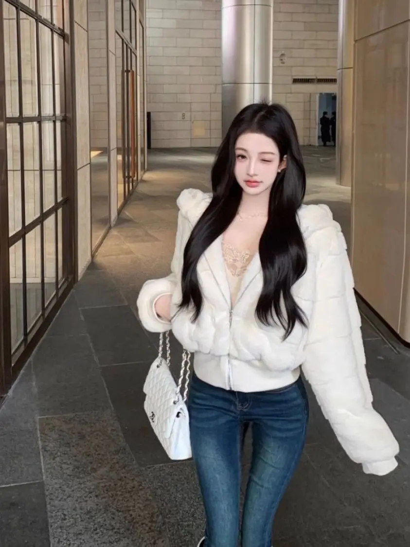 

Осенне-зимняя мягкая куртка с капюшоном из искусственного меха под овчину для женщин, теплая, на молнии, с длинными рукавами, с принтом