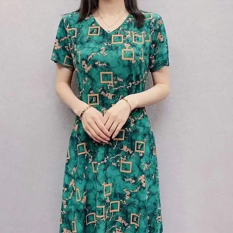 Summer Loose Vintage Geometric Printed Dresses V-Neck Elegant A-Line Fashion Short Sleeve Women\'s Clothing Commute Midi Dress