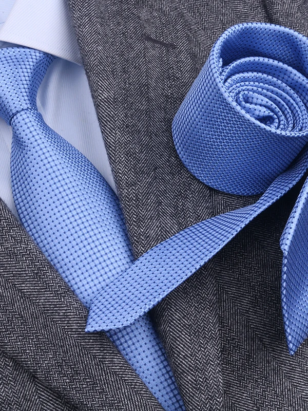 ブルー水玉模様のシルクネクタイ男性用ビジネスフォーマル多用途ファッショナブルなハイエンドタッサーシルクネクタイハントファッションブランド