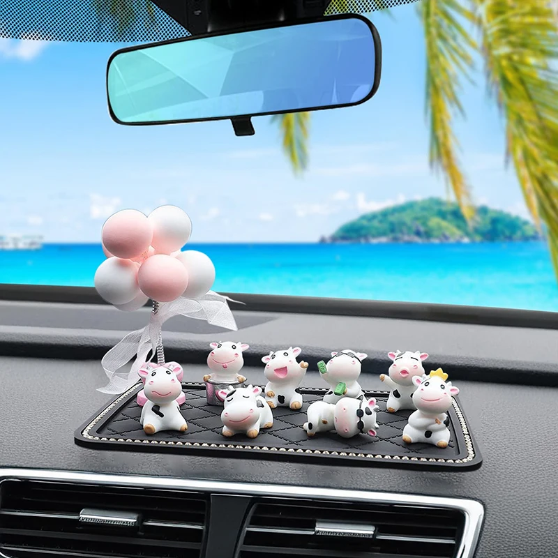 Cute Cow Car Dashboard Ornaments, Funny Adorable Vehicle RearView Mirror Cows Ornament - MiniCows Decor For Car