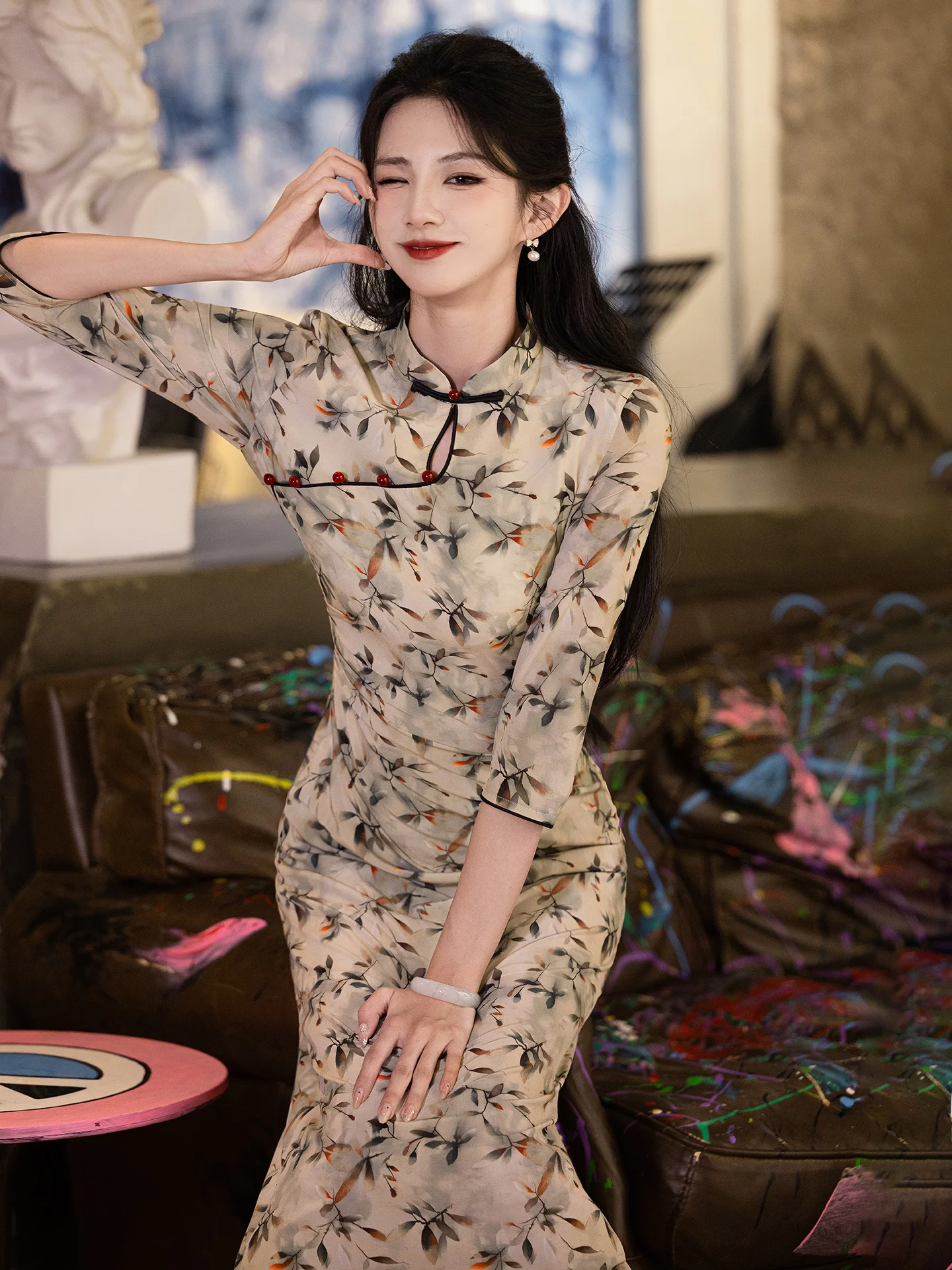 

Новое китайское платье-ципао с завышенной талией, приталенное, для женщин, в национальном стиле, особо красивое, длинное, винтажное