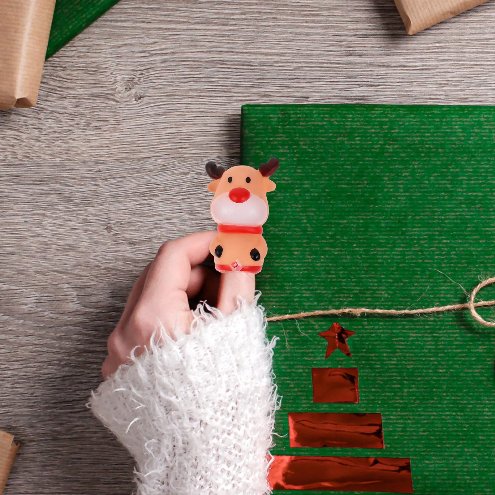 

10Pcs Christmas Finger Puppets Santa Claus Snowman Elk Tree Silicone Set for Parent Child Interaction Early Learning Finger