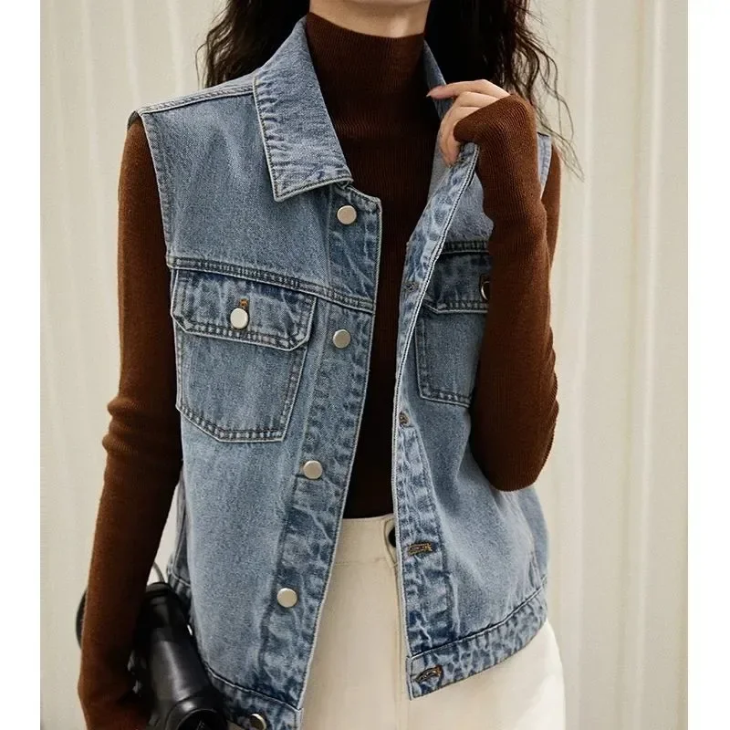 2024 Women's Denim Vest Jacket Spring Autumn Lapel Collar Foreign Aura Ladies Sleeveless Appear Thin Female Cowboy Horse Clip