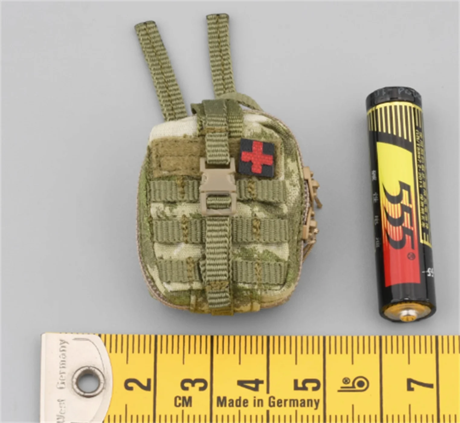 ES 26067R 1/6 Male Soldier Russian Guards SOBR Head Sculpt Model/ goggles / body /shoes for 12" Fegure Doll 1/6 Scale Figure