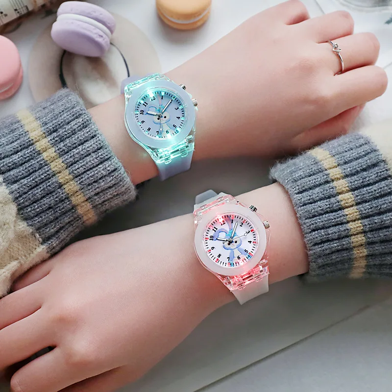 Orologi per ragazze leggeri alla moda Sorgente per bambini Orologio per bambini in silicone luminoso Orologio da donna Studente di scuola Relogio Feminino reloj nina