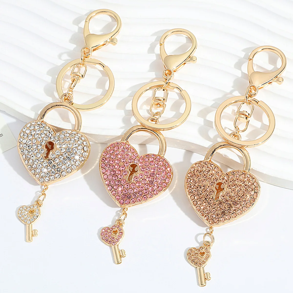 1PC Rhinestone Heart Lock Keychain with Key Sparkling Love Keyring Decoration for Bag Purse Wallet Handbags Backpack Best Gifts