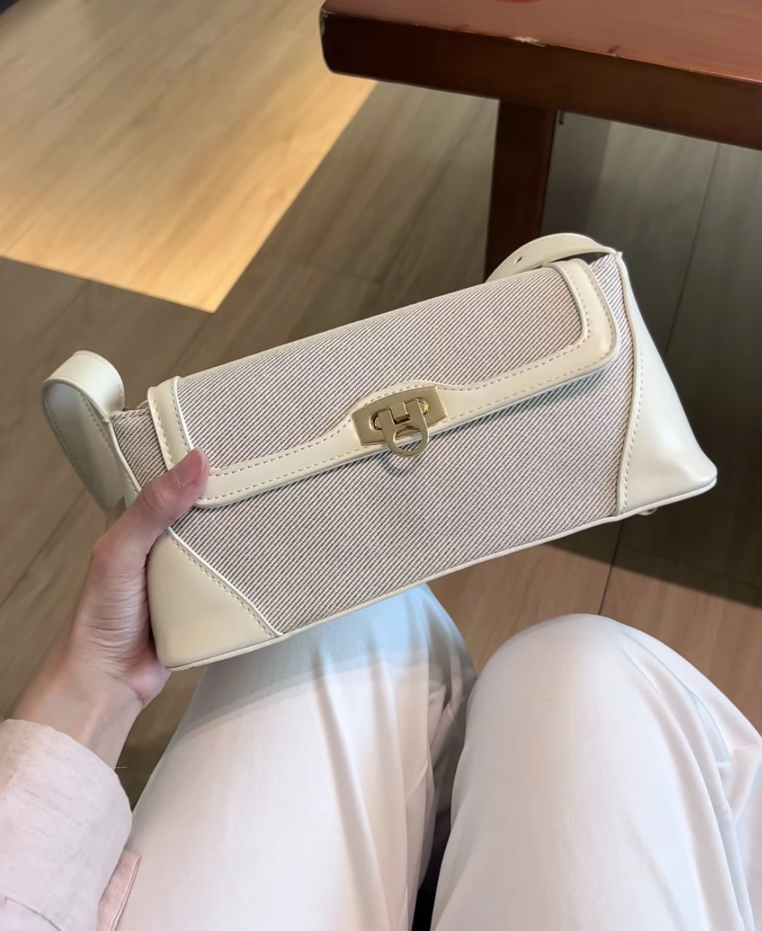 

Сумка, новая маленькая женская сумка во французском стиле, цветная повседневная модная сумка для подмышек, универсальная ретро-багета на плечо