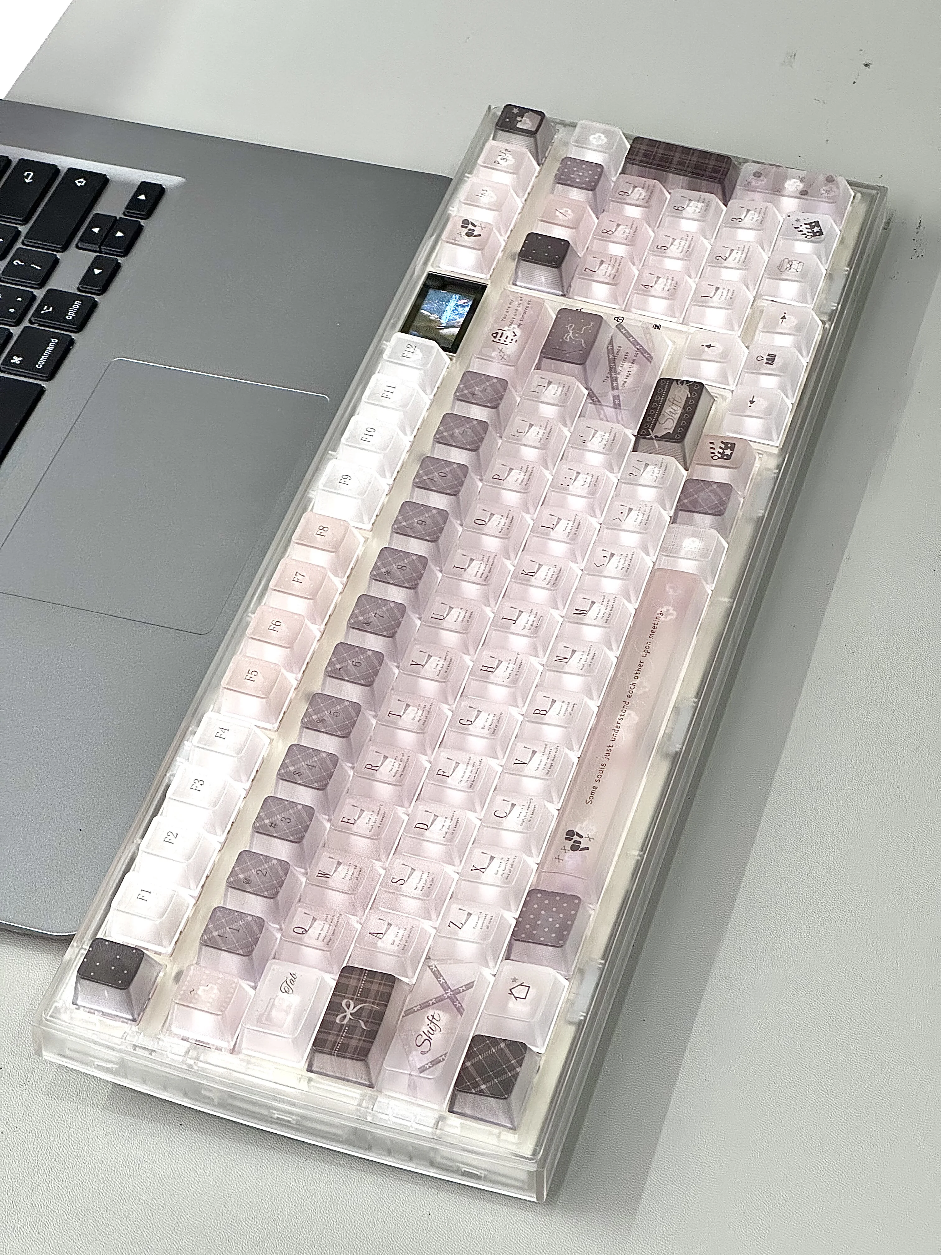 MAIMOOO ICE Clear Candy Keycaps Pink Green Thoughts Spread Theme Clear Matte PC Material Cherry Height