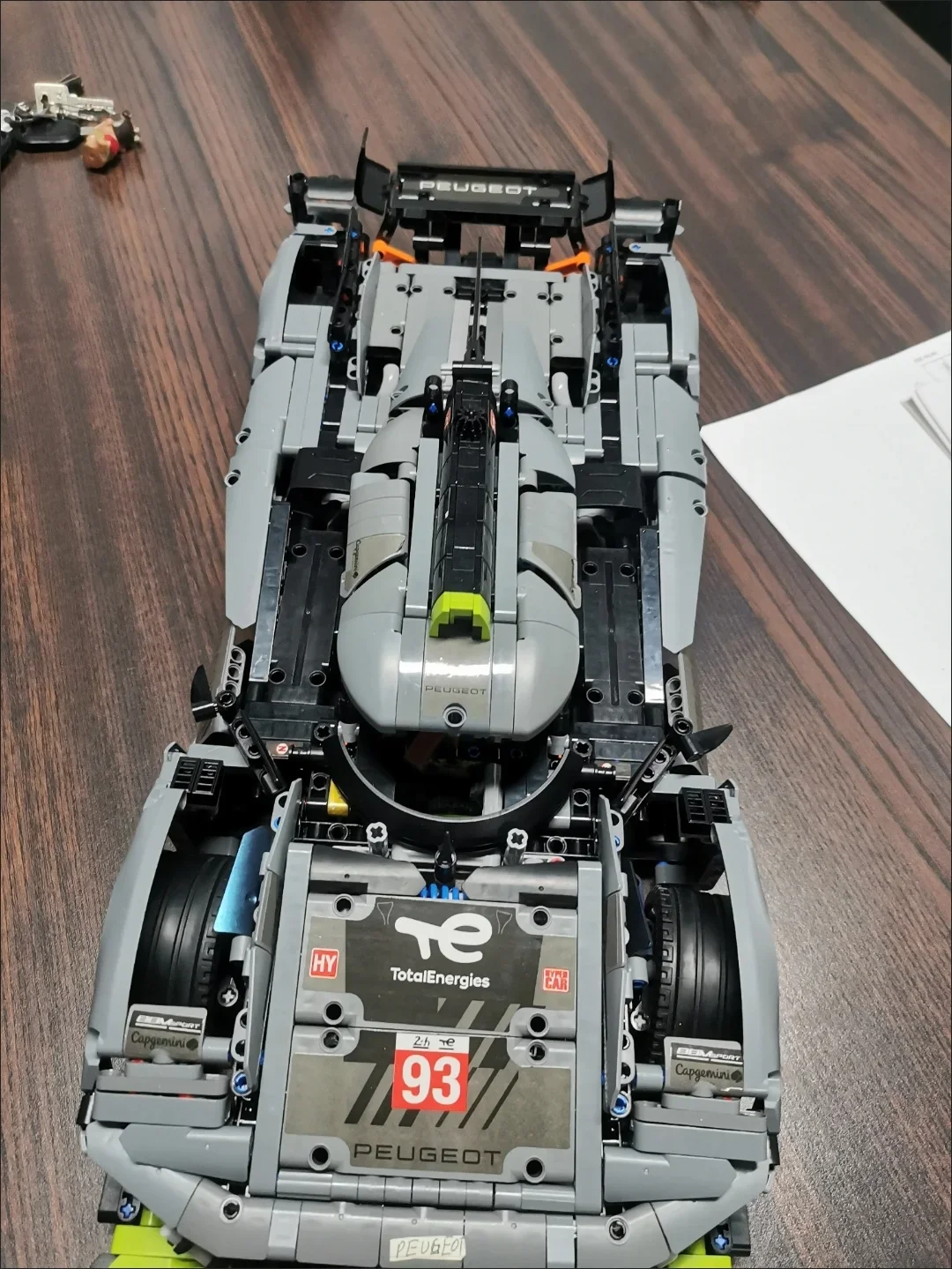 Seria MOC Samochody Sportowe Peugeot 9x8 Le Mans Mechaniczny Model do Składania o Wysokiej Trudności Zabawka dla Chłopca Limitowana Edycja Klocki Konstrukcyjne