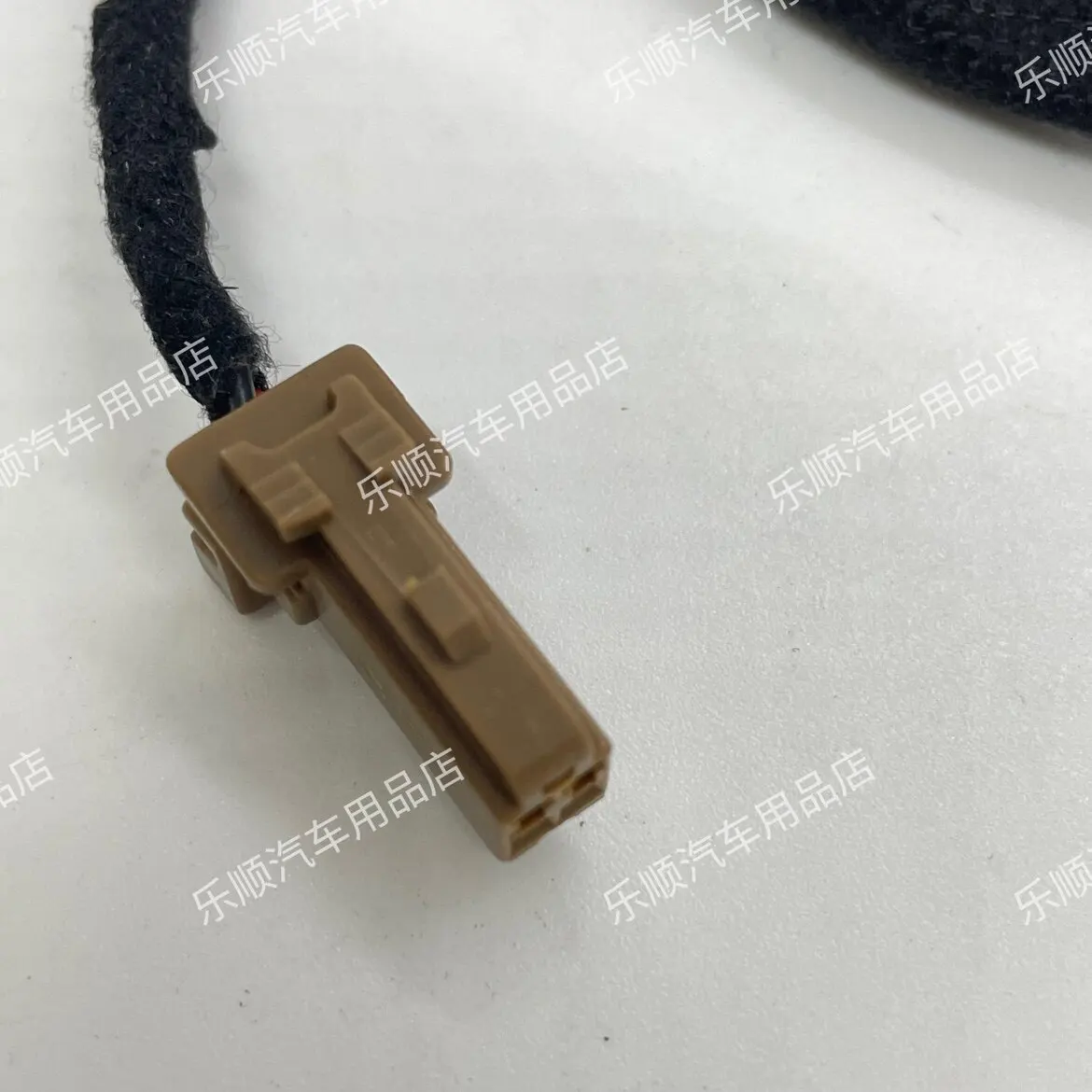 Suitable for Roewe MG rear door Bose high pitched lossless plug-in installation with a 1/2 lossless wiring harness