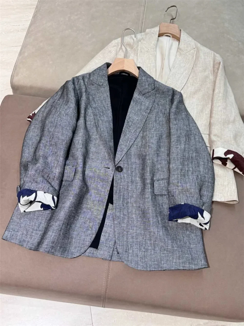 Chaqueta de traje de lino para mujer Primavera 2025 Blazer de mujer de moda de manga larga con un solo botón con muescas