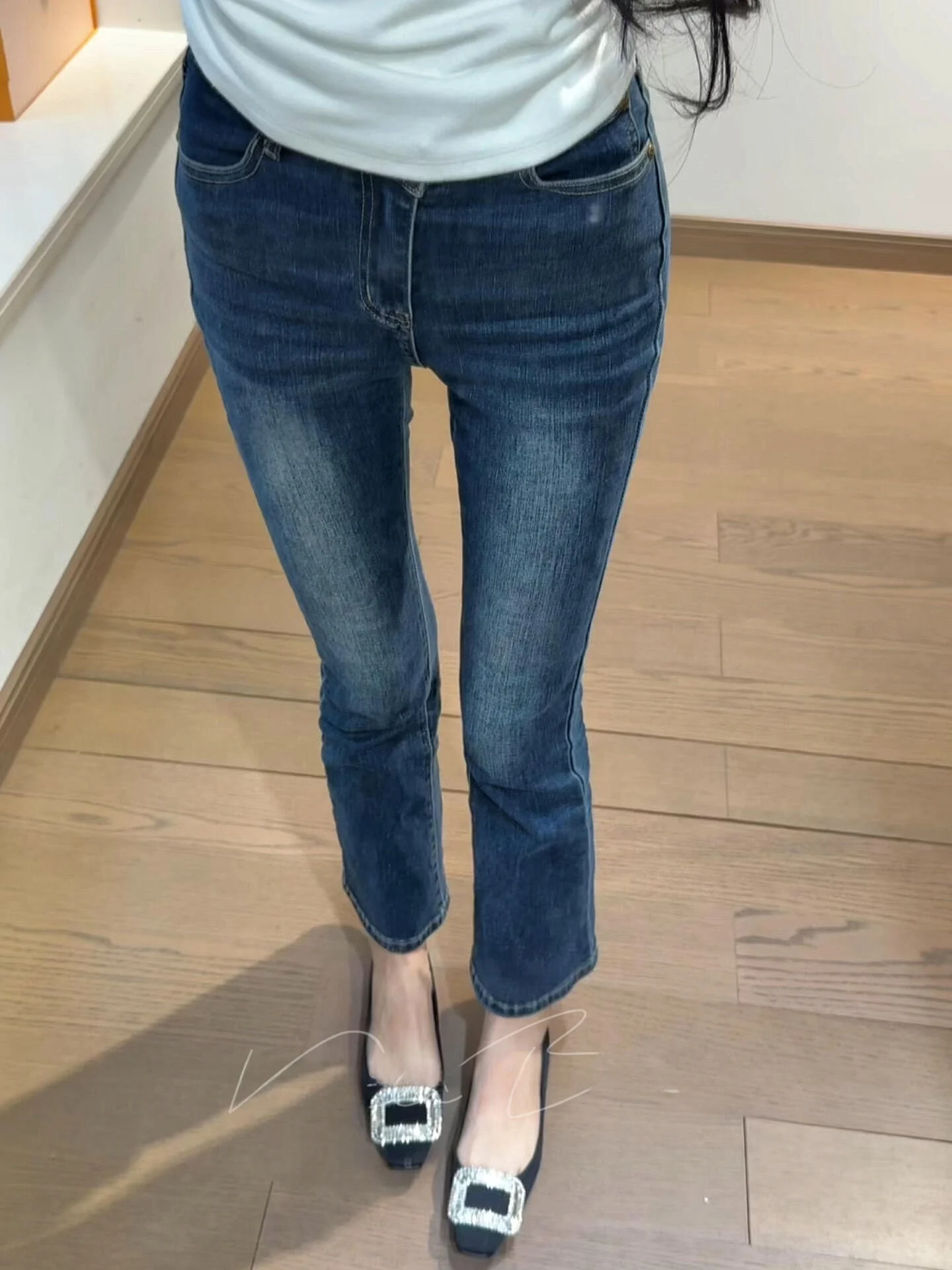 

Женские джинсы с высокой талией из эластичного денима, весенние, укороченные, микро-клеш, с высокой талией, новые, из хлопка, стрейч