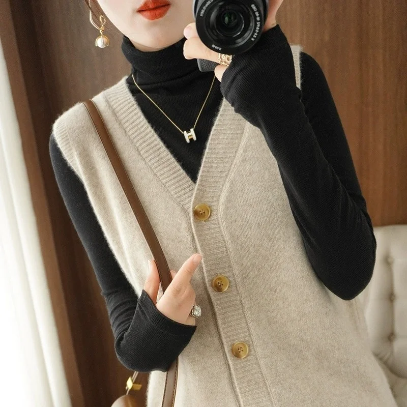 

Women's Oversized V-Ne Camere Knitted Vest Cardigan Loose Fit Versatile Woolen Waistcoat Outerwear Pure Color Commute Sle