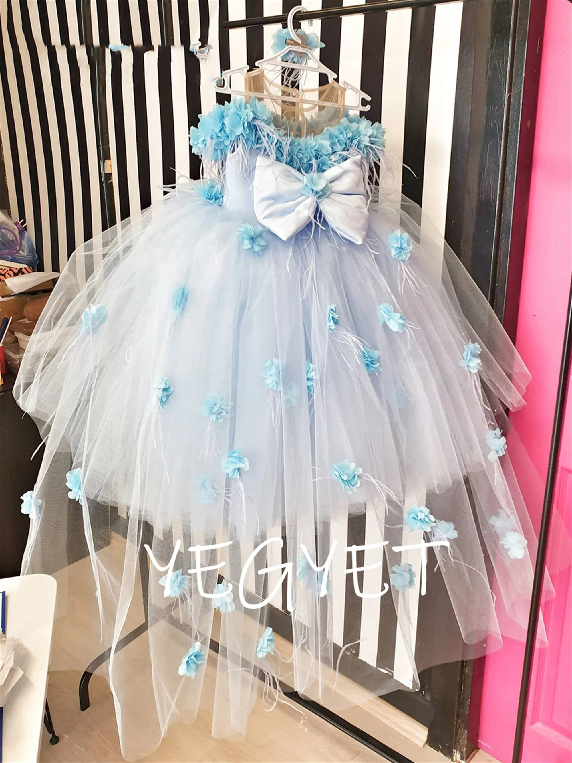 

Tulle Puffy Flower Dress For Girl Short Sleeve Girl Wedding Party Dress Cute Girl Dresses For Very Elegant Party