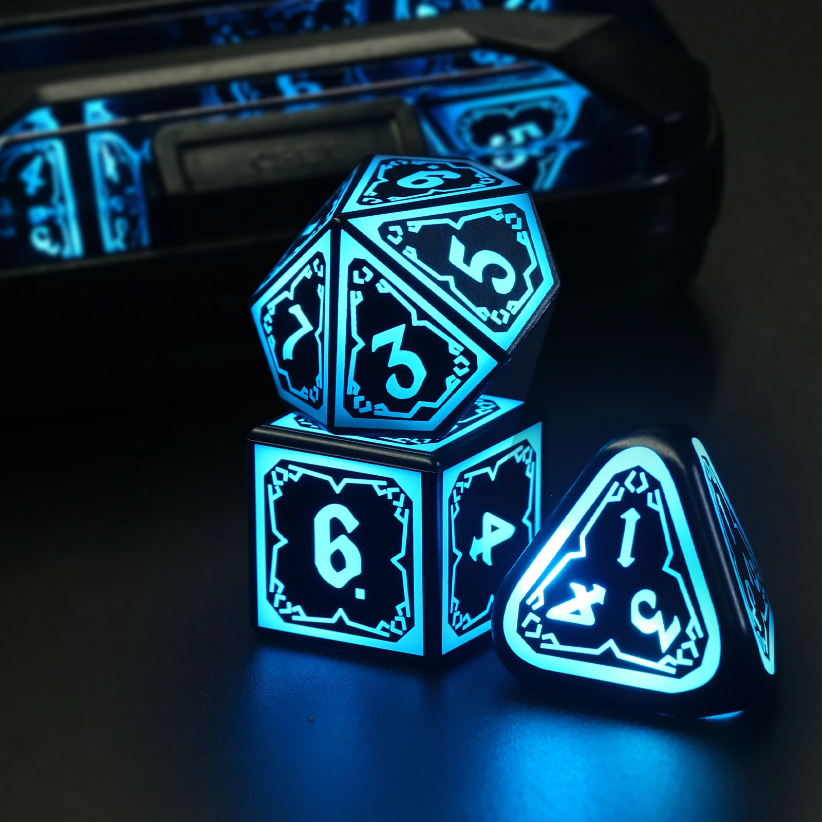 Light up DND Dice Set Rechargeable,Blue 7pcs LED Dice with Charging Box Polyhedral RPG Dice Set for Role Playing Table Game