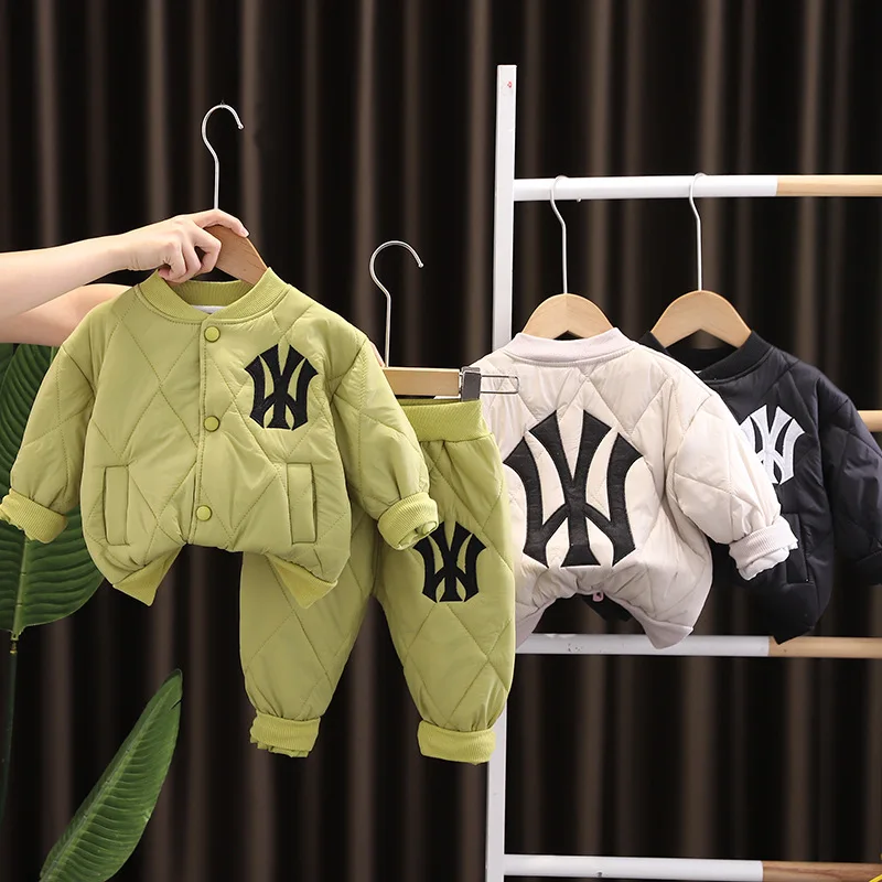 Ropa de lujo de diseñador para niños, abrigos de algodón con letras gruesas y pantalones, conjunto de traje de Navidad para niños, moda de invierno,