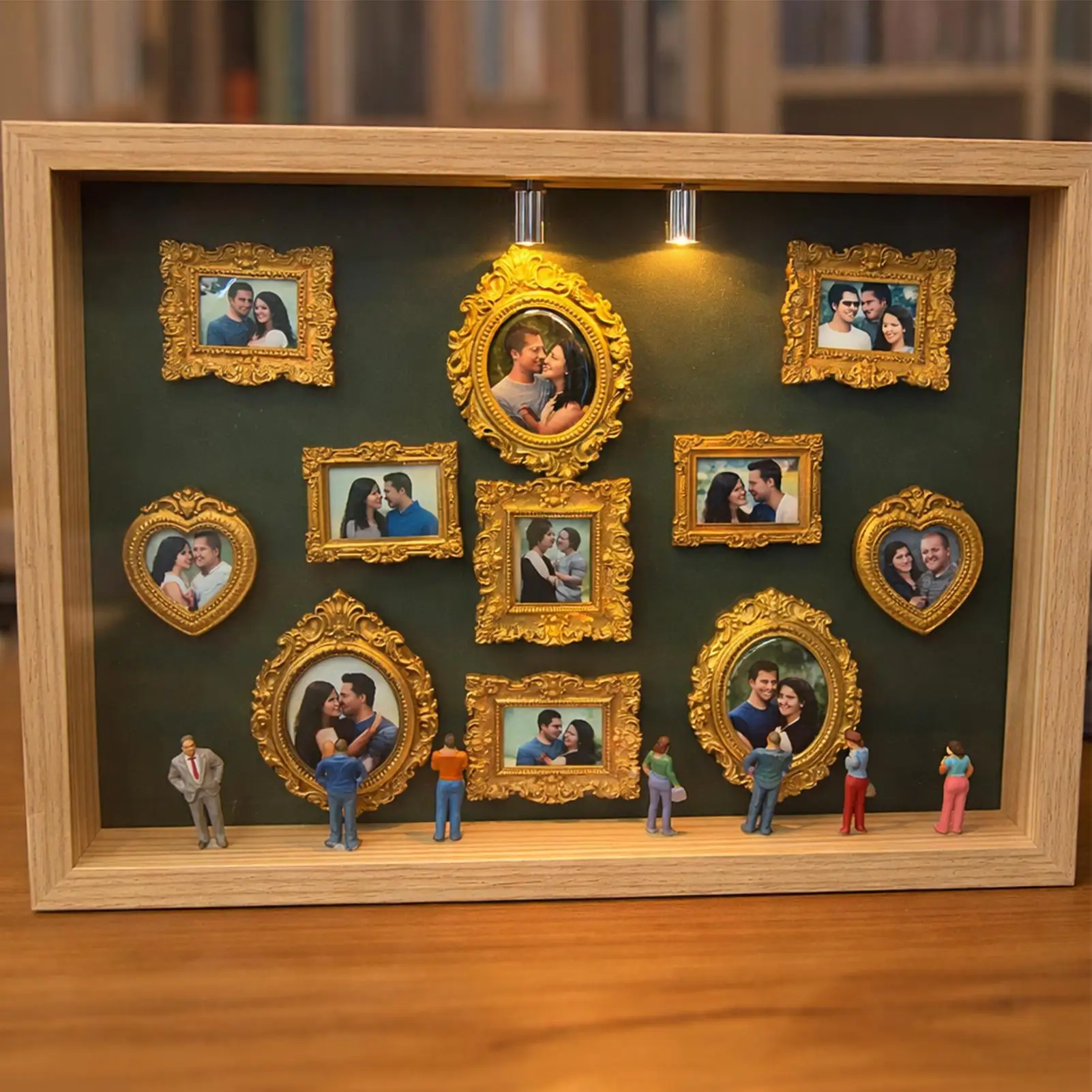 

Mini Museum Photo Album Mini Museum Silhouette Box Stylish Creative Memory Display Kit with Miniature Statue and Frame