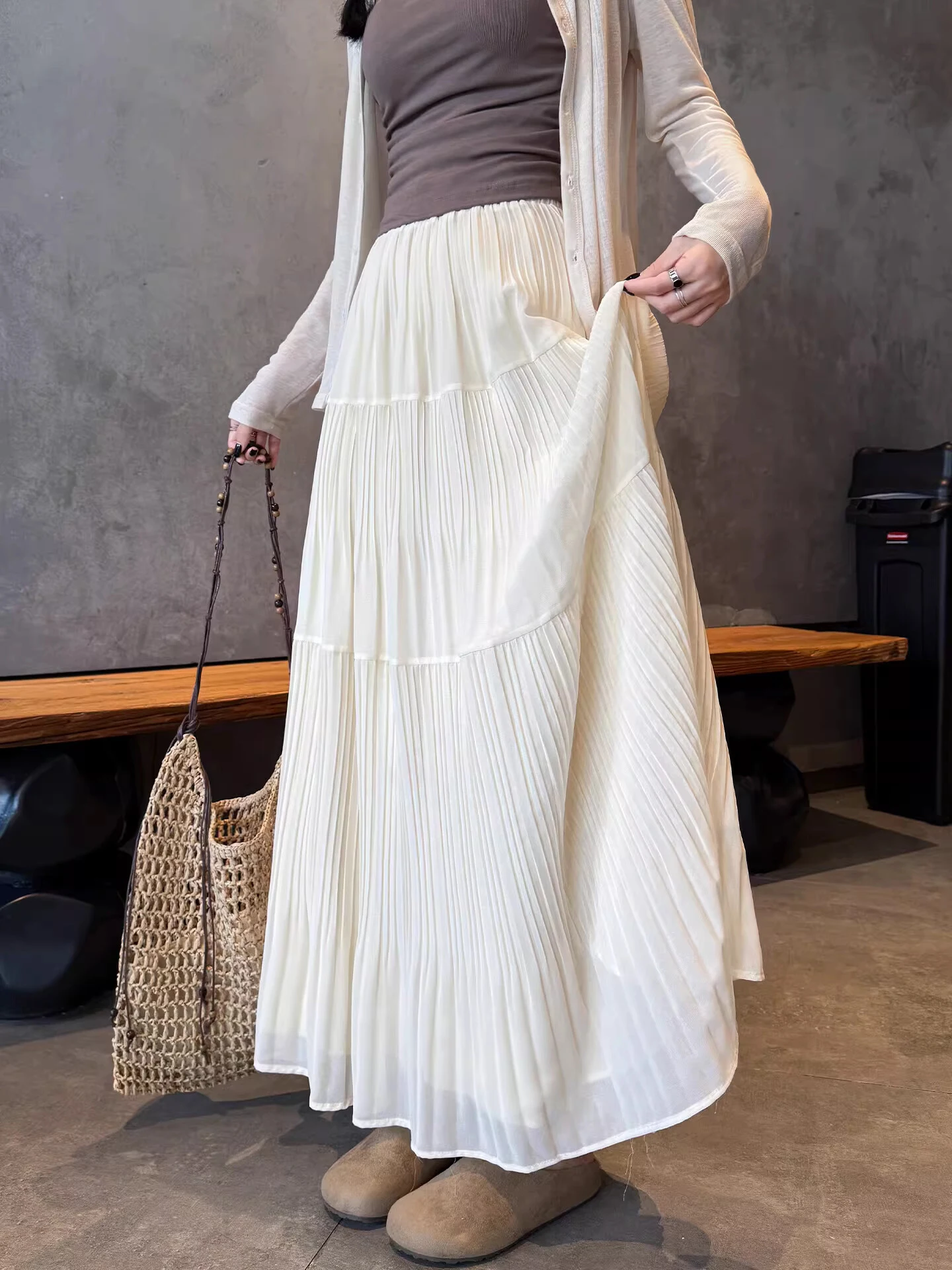 

Белая женская юбка-миди А-силуэта, новинка весны 2026, с высокой талией, плиссированная, из шифона, в форме зонта, миниатюрная юбка-пудель для женщин