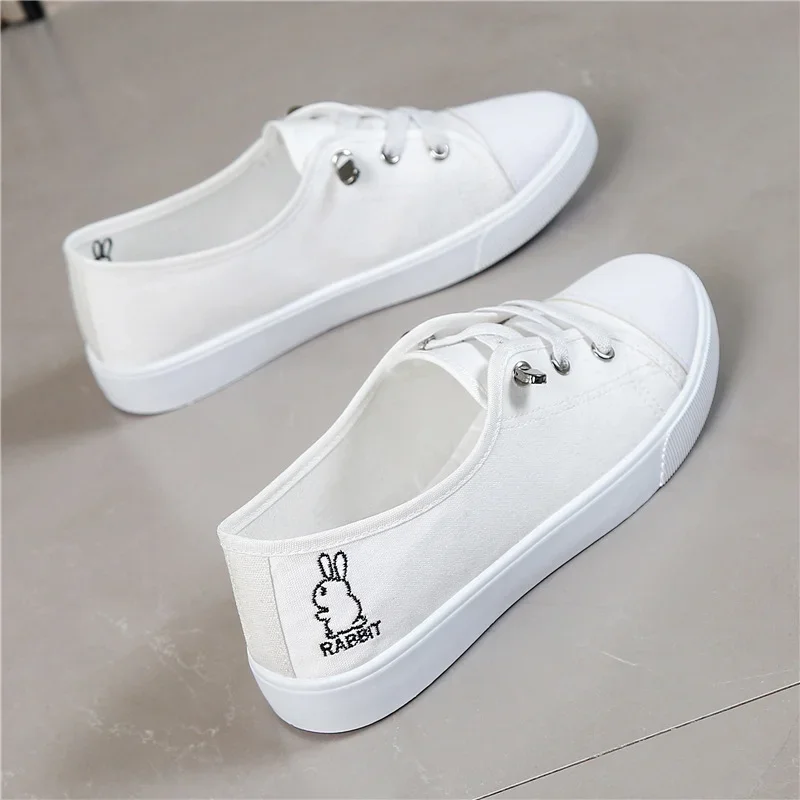 fashion Cute Students Canvas Shoes Summer Ladies Casual Board Shoes One Foot Stirrup Lazy Shoes sneakers