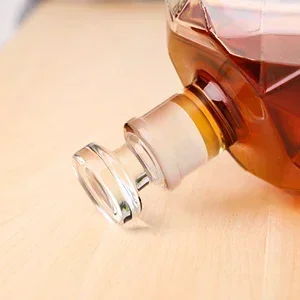 Diamond Whiskey Decanter Set 4