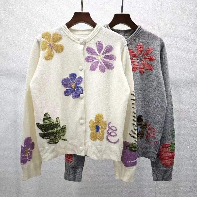 

100%Wool Knitted Cardigan 2024 Autumn Winter Knitwear Women Vintage Flower Patterns Knitting Long Sleeve Casual Grey Tops Coat