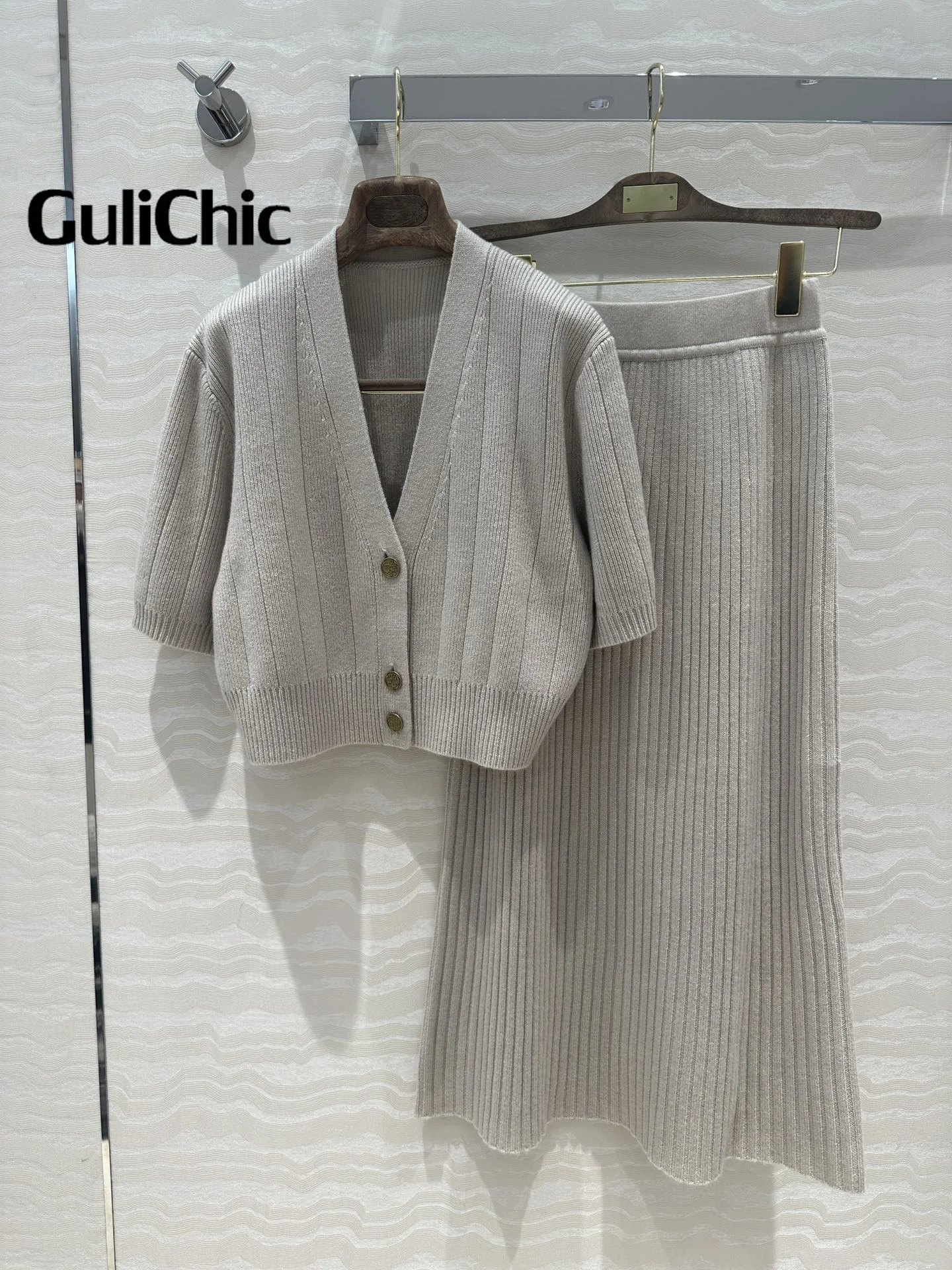 8.27 GuliChic Women Fashion Metal Single Breasted V-Neck Short Sleeve Cardigan + Elastic Skirt Temperament Cashmere Knit Set