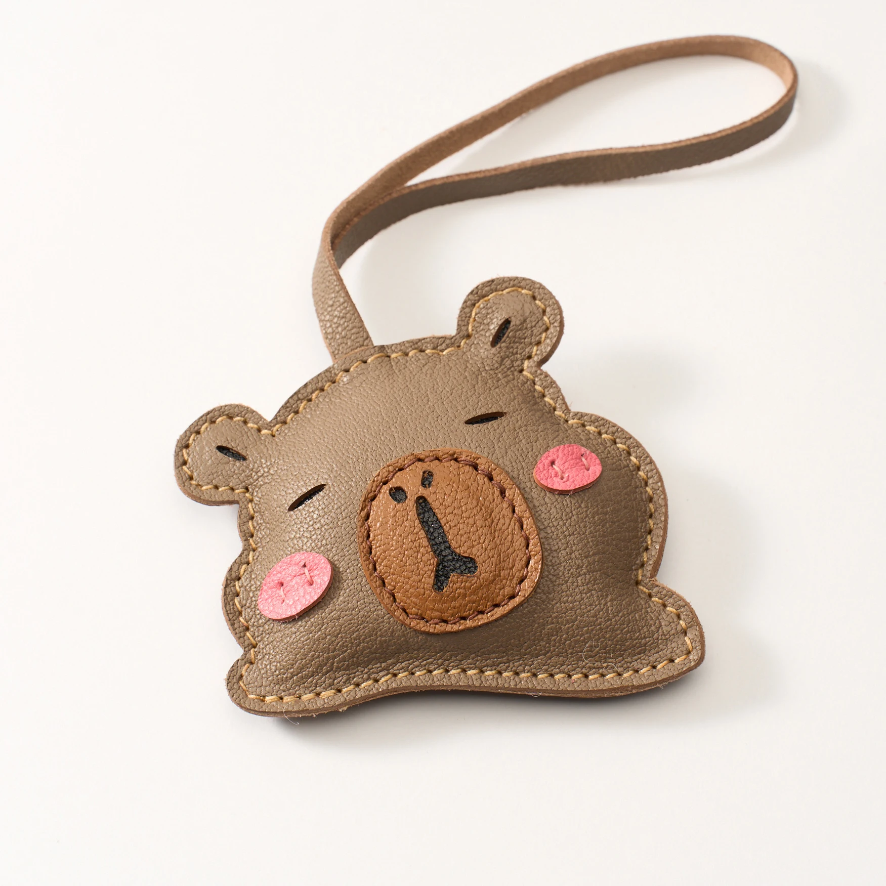 

Handmade genuine leather cute capybara bag charm, exquisite niche backpack keychain accessory