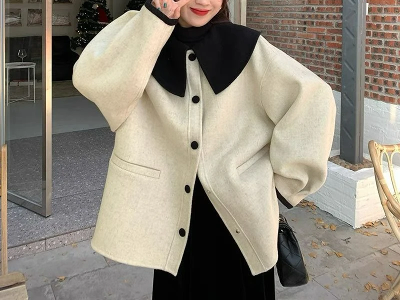 معطف صوف قصير بياقة الدمية وكتلة الألوان للنساء لربيع 2025، قمة الموضة الجديدة متعددة الاستخدامات