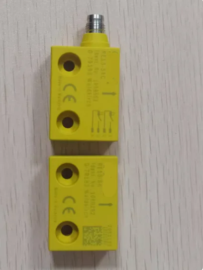 New original RE13-SAC (1059503)Non-contact Safety Switch
