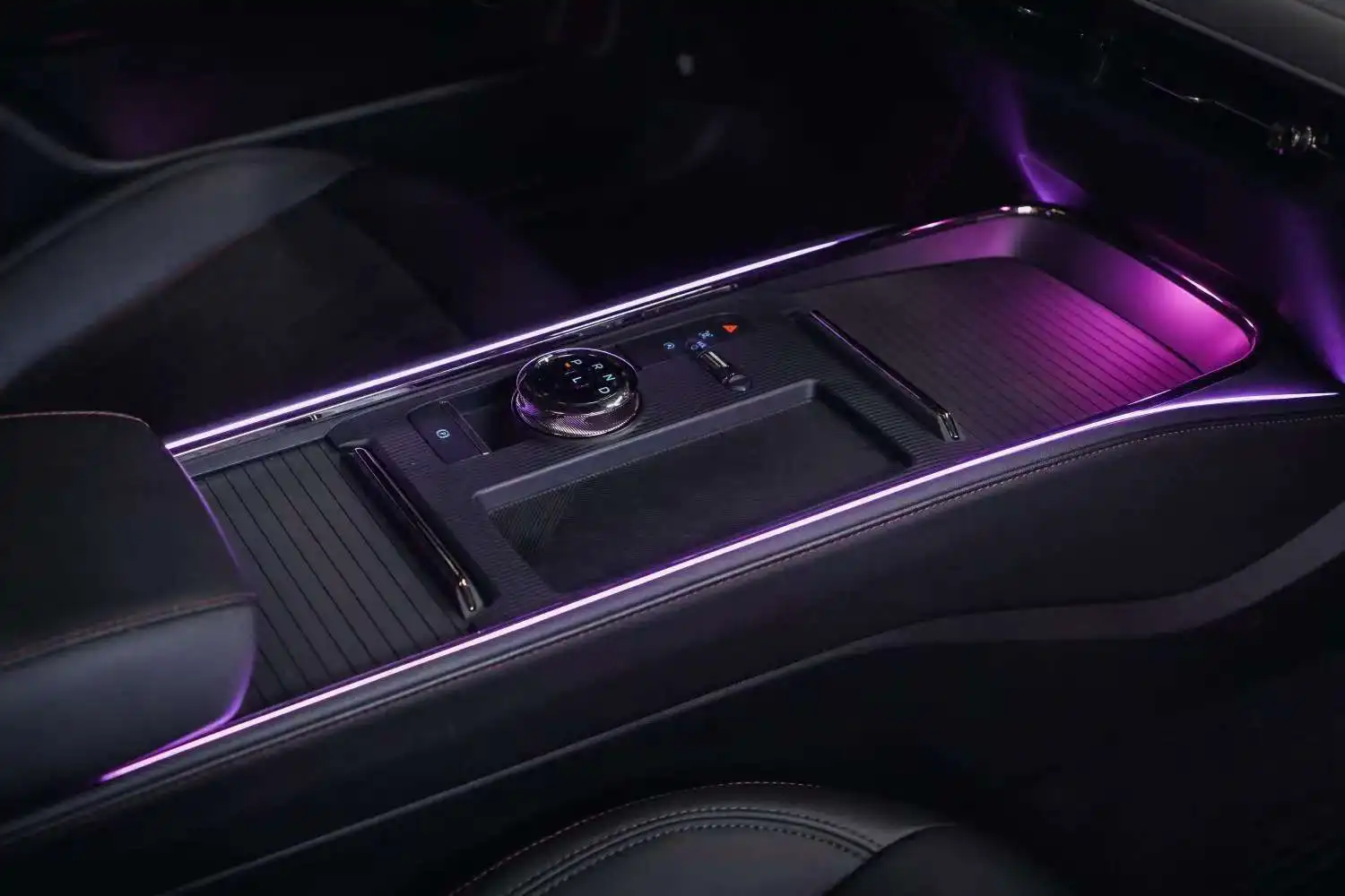 Streamer Dynamic Rainbow Symphony Dynamic Ambient Light for Ford Mondeo(2022-2025)
