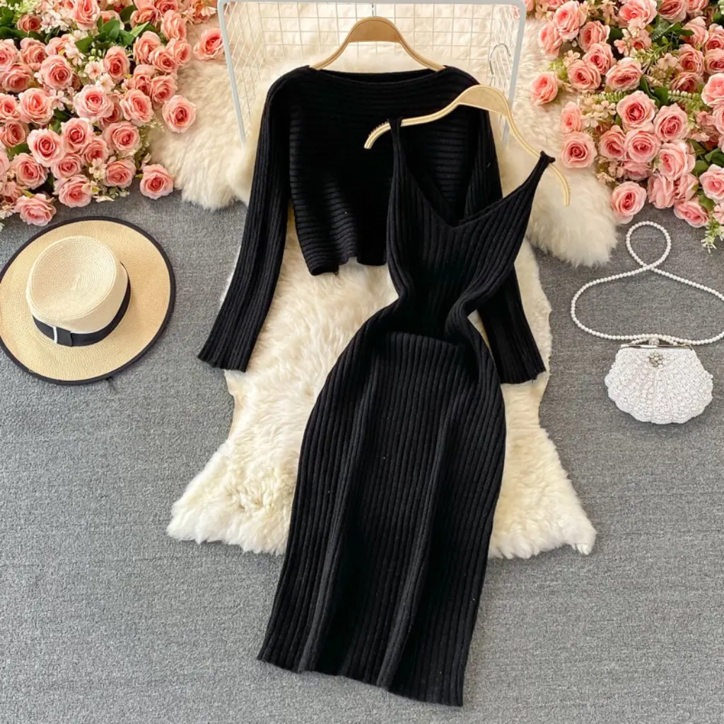 

Loose round Neck Short Sweater Top Slim-fit V-Neck Skirt Two-piece Suit Autumn Fashion Women's Clothing
