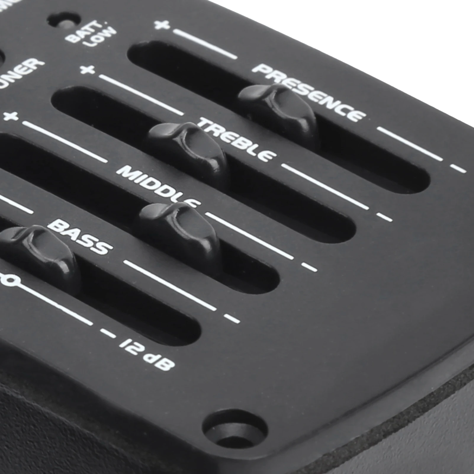 

EQ Equalizer Pickup Acoustic Guitar 4 Band Preamp with Built-in Tuner LED Display 6.35mm XLR Output s Black SE-4N Musical