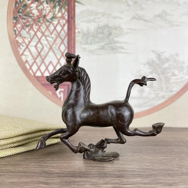Ancient Horse Flying Swallow Ornament, Vintage Collectible Item for Home, Study, Office, Decoration, and Gift