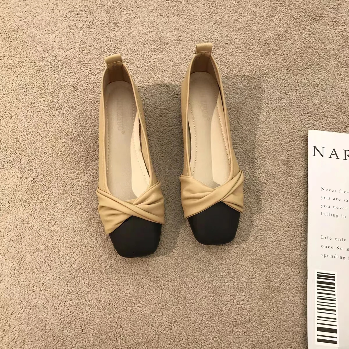 2026 New Round Bow Comfortable Casual Flat Bottomed Shallow Mouth Women's Single Shoes Silk Color Blocked Women's Single Shoes