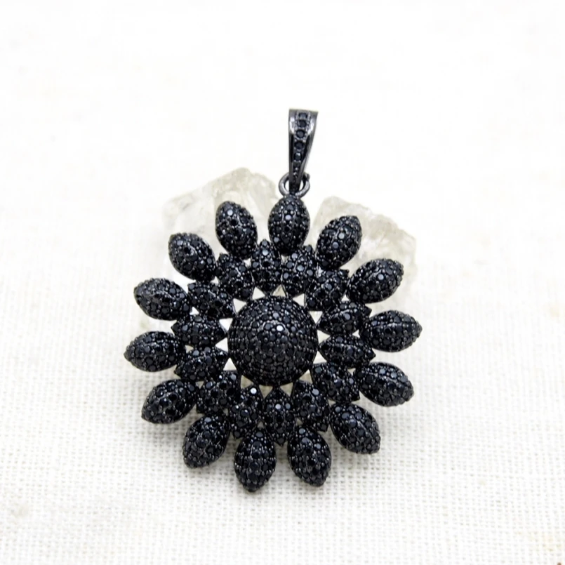 10Pcs Luxury Full Pavé Black Flower Pendant Gothic Crystal Charm for Masquerade Ball Elegant Halloween Party Jewelry