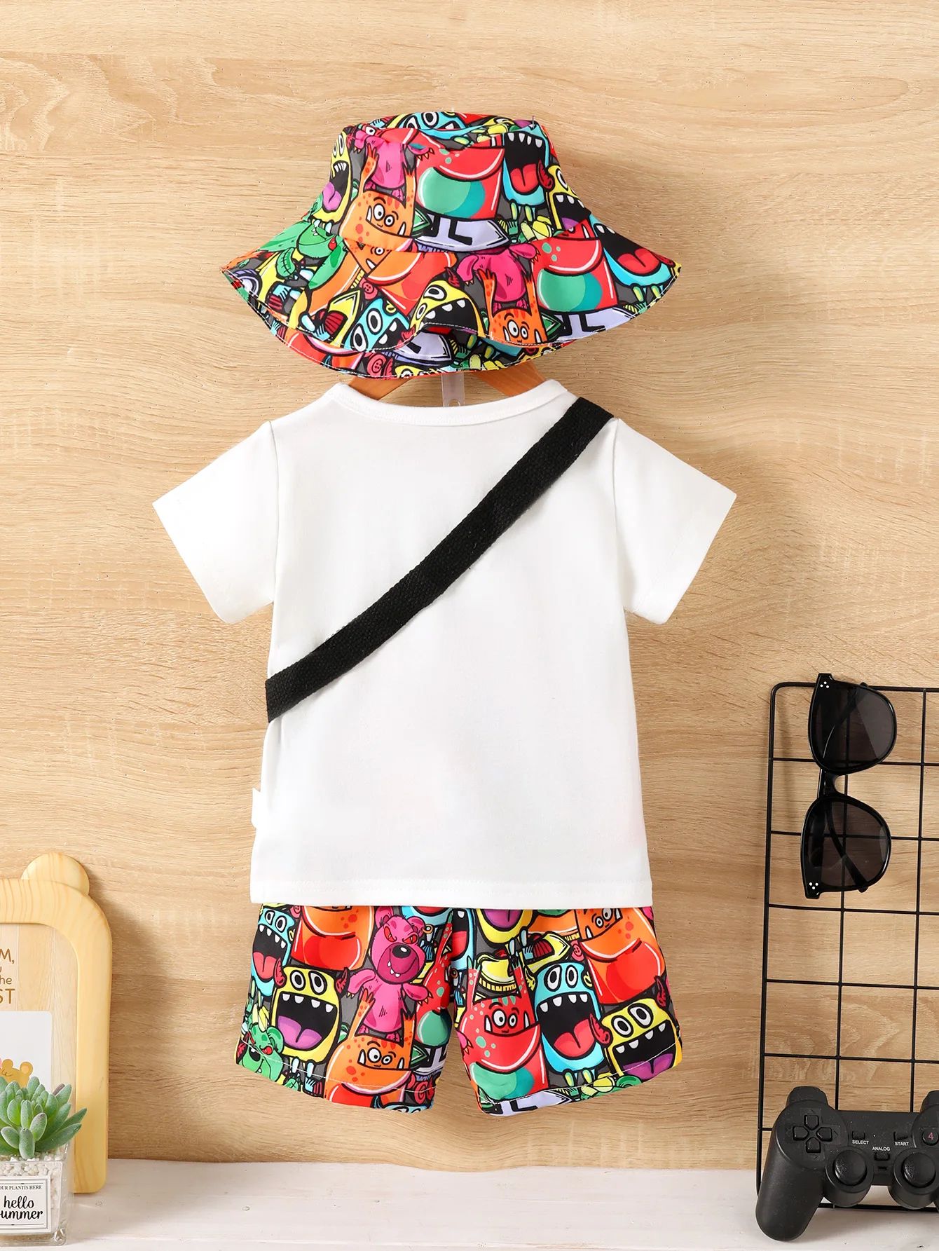 Baby Boys Summer Fashion Funny Four-Piece Pure White T-Shirt Top Cartoon Monster Print Straddle Bag Pocket Pants Sunscreen Hat