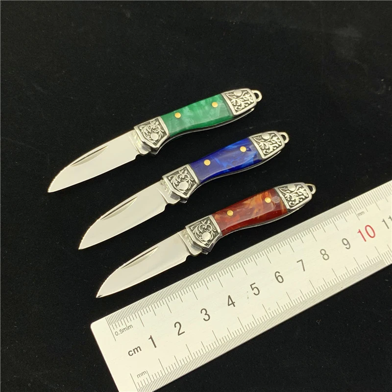 Hand Forged Mini Folding Blade Knife Chromium Vanadium Alloy Stainless Steel + Cowhorn Handle Pocket Keychain Knife Household