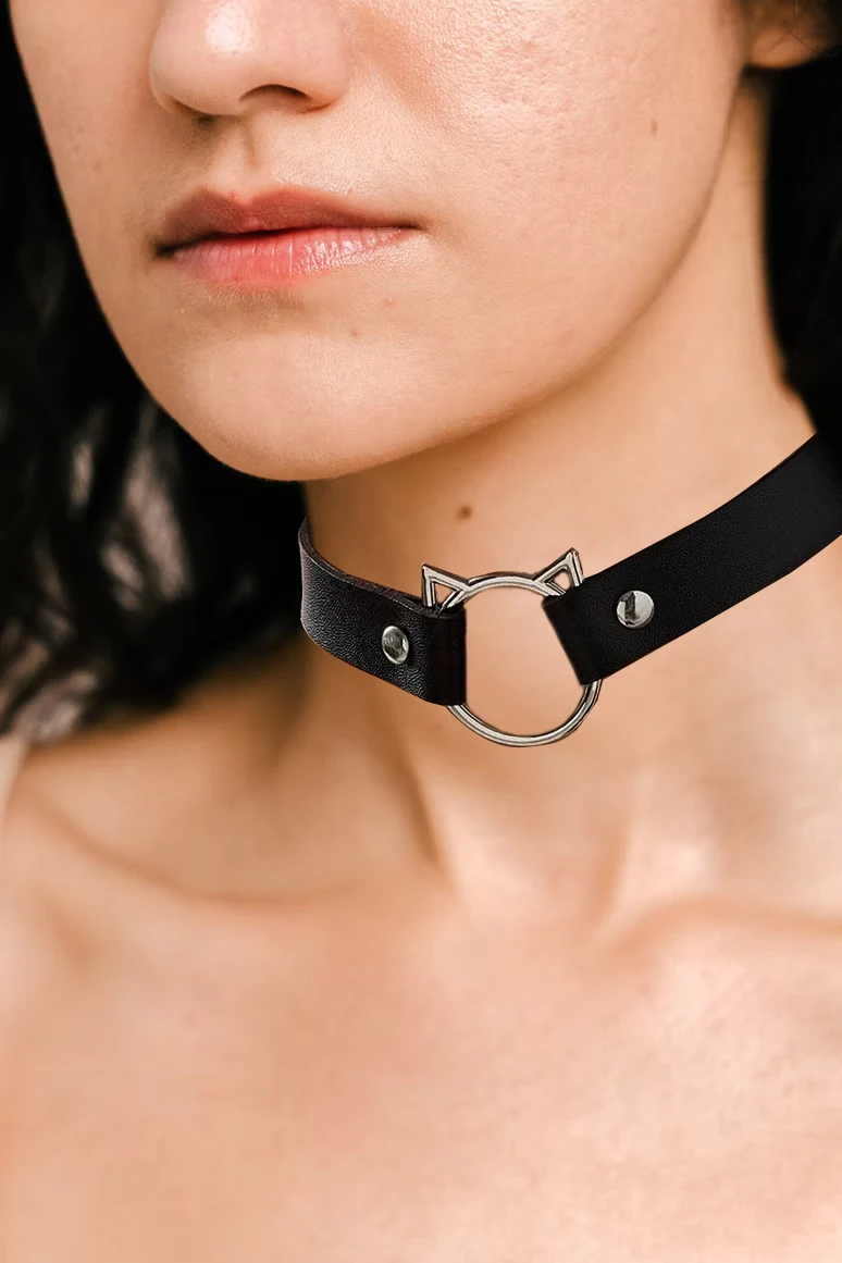 Street Style Gothic Punk Pu Leder Halsband mit O-Ring verstellbare Kragen Halskette für Frauen, perfekt für Halloween