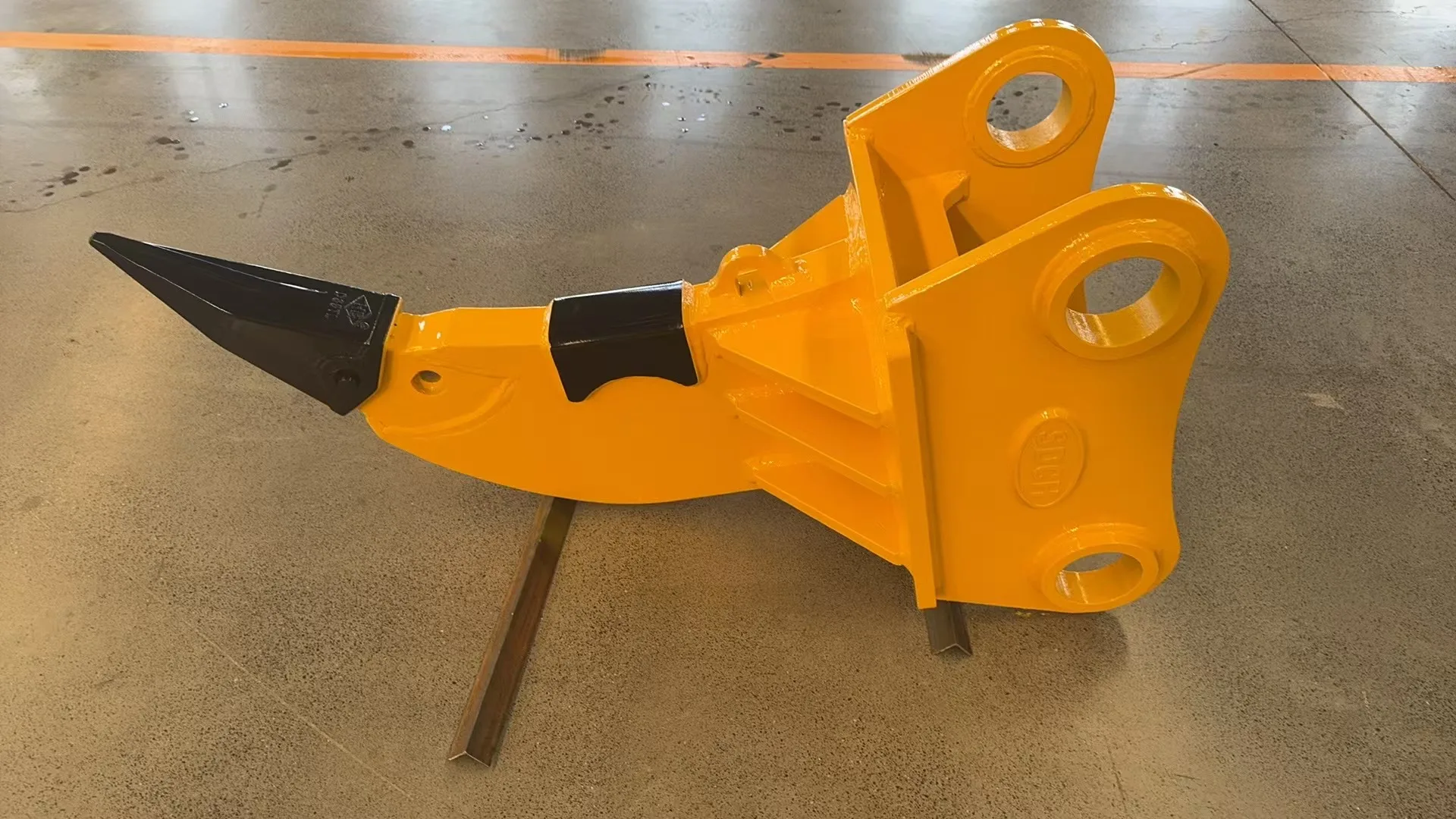 China Supplier Construction Machinery Attachments Excavator Ripper for C-A-T320