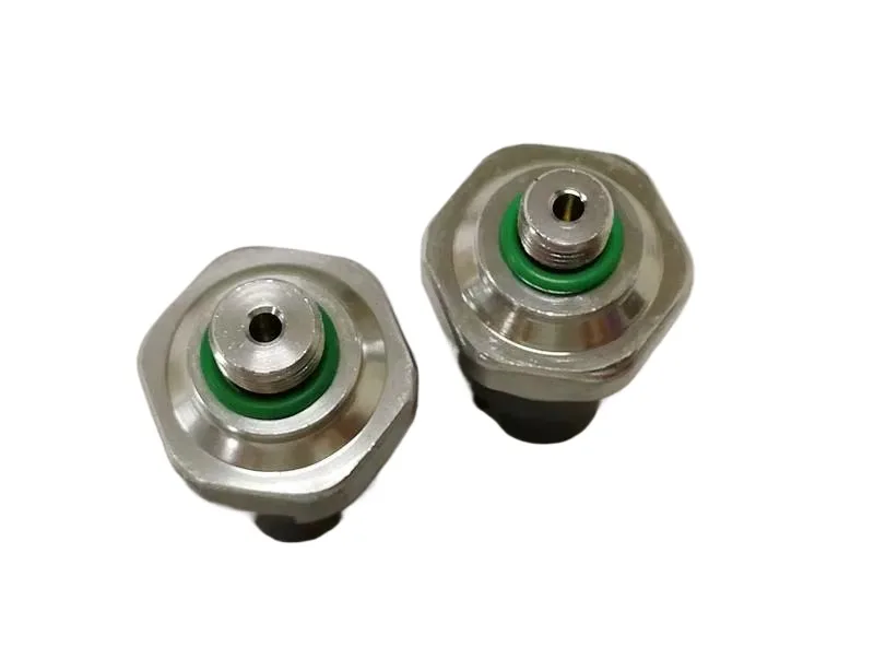 

Высококачественный реле давления кондиционера (номер детали 810000930 ) для автомобилей Brilliance BS4 M2