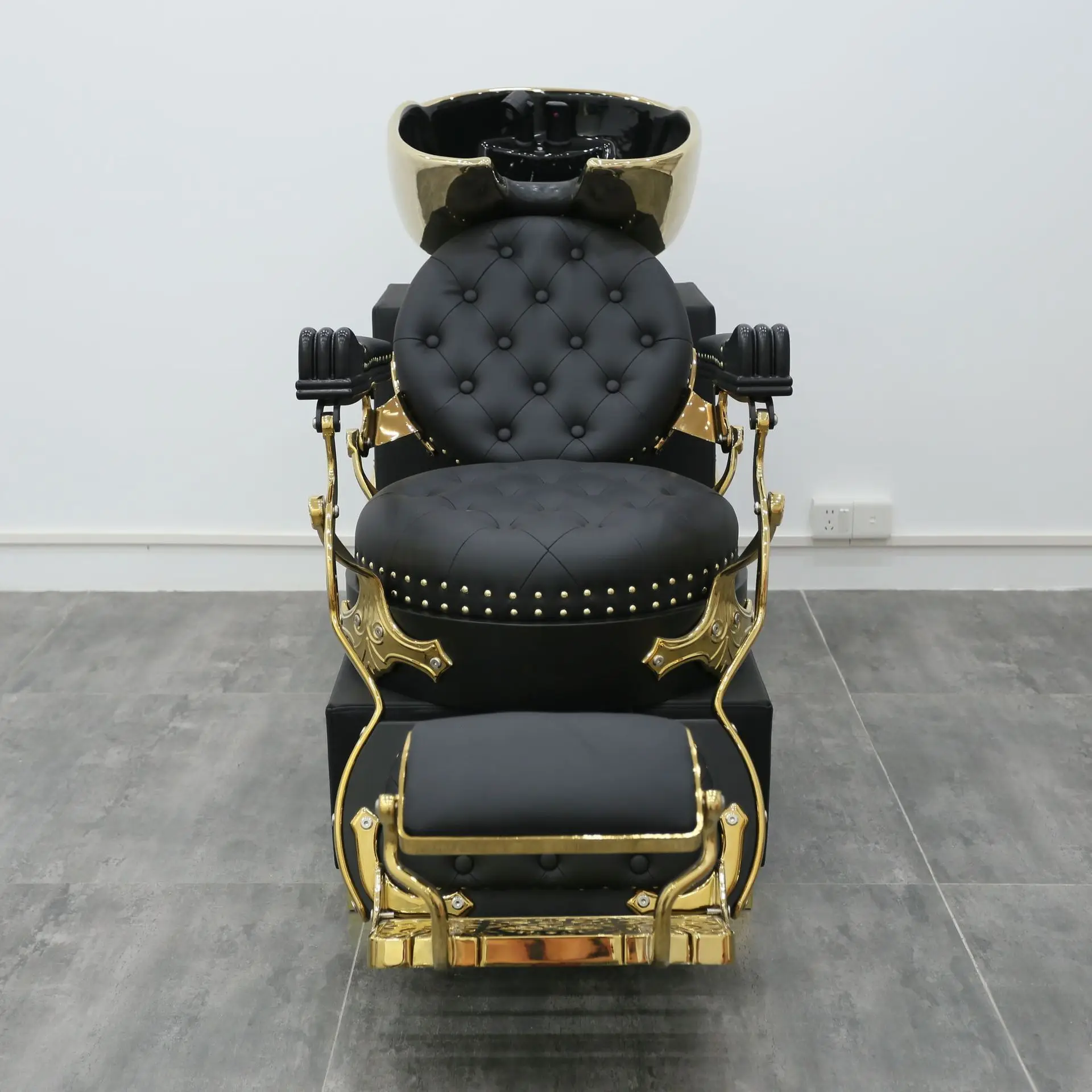 Vintage Multi‑Functional Hair Washing Bed, Semi‑Reclining Beauty Salon Shampoo & Massage Chair
