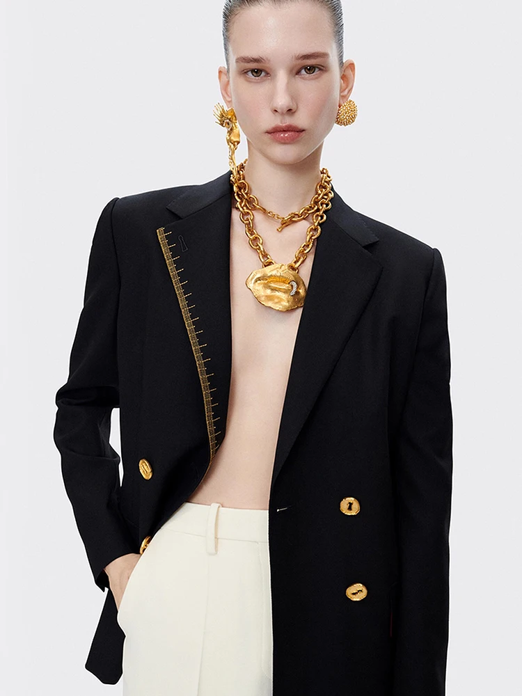 Retro solid color lapel double row buckle straight tube suit jacket 2026 autumn women's fashion versatile loose jacket top