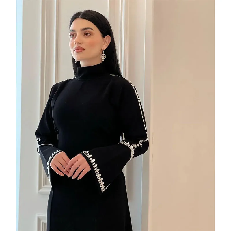 Saudi Arabia Elegant 2024 Women Wear Evening Dresses High Neck Long Sleeve Crystal Front Slit Black Prom Formal Gowns