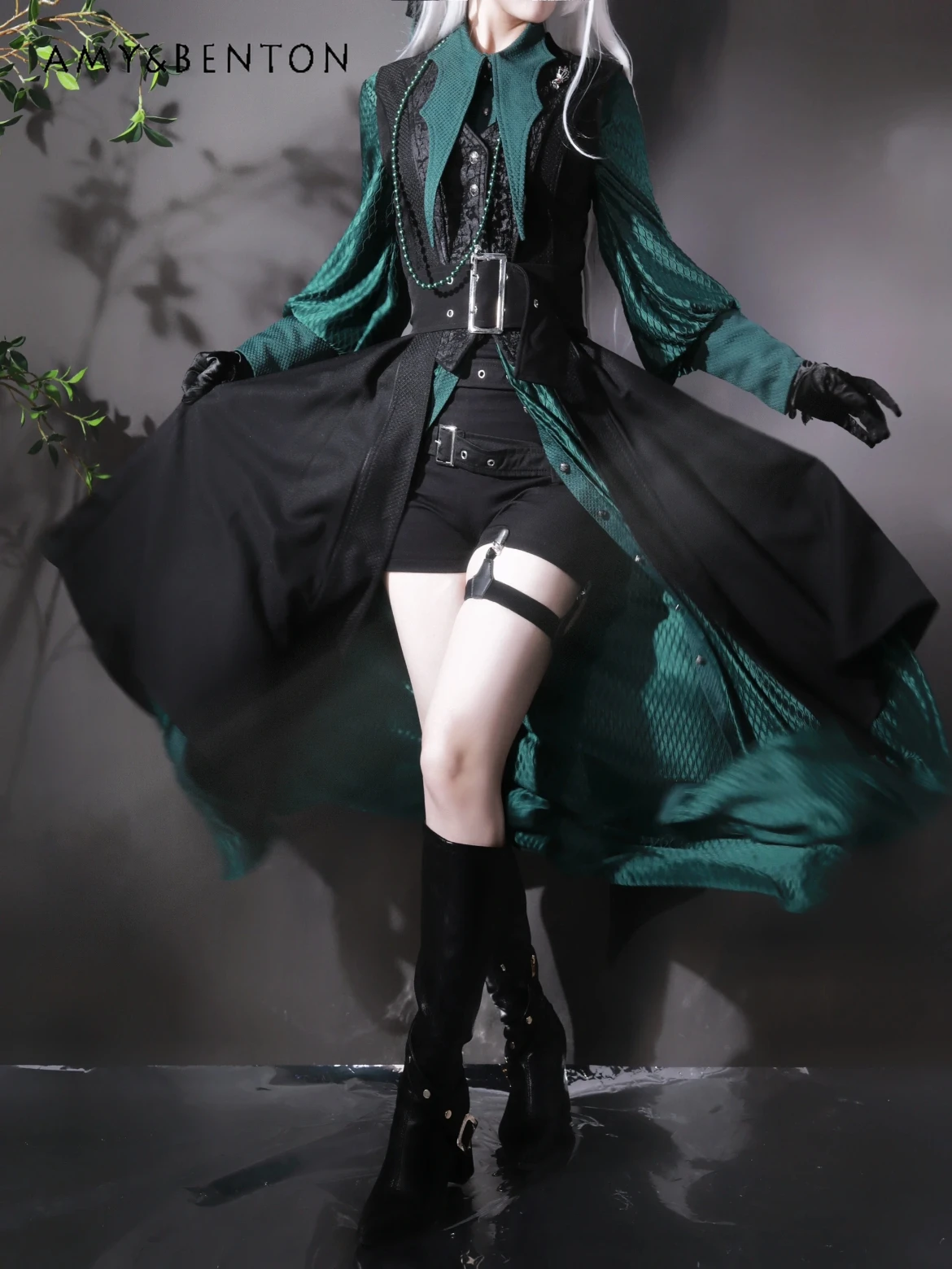 

Dark Gothic Lolita Retro Prince Outfit Handsome Costume Set Cosplay Heavy Craft Long Shirt Shorts Irregular Vest Three-Piece Set