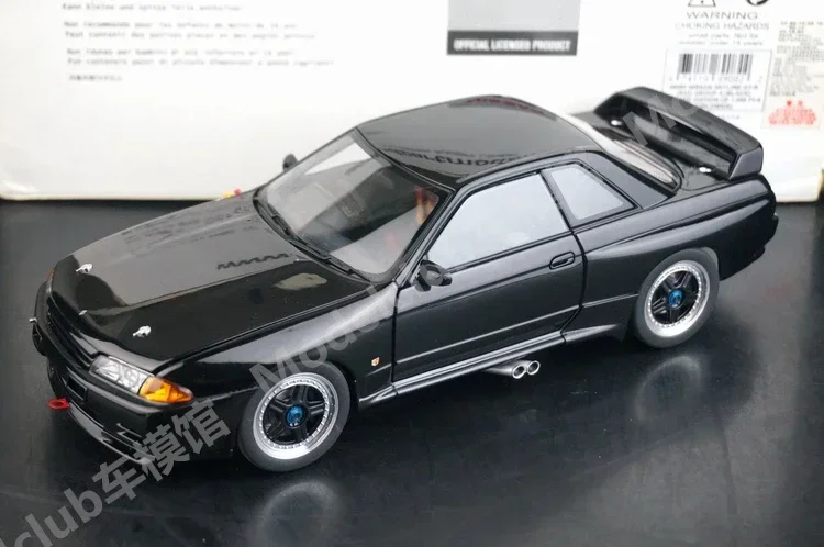 

Autoart 1:18 Skyline GTR R32 Group A Black JDM Simulation Limited Edition All Open Alloy Metal Static Car Model Toy Gift