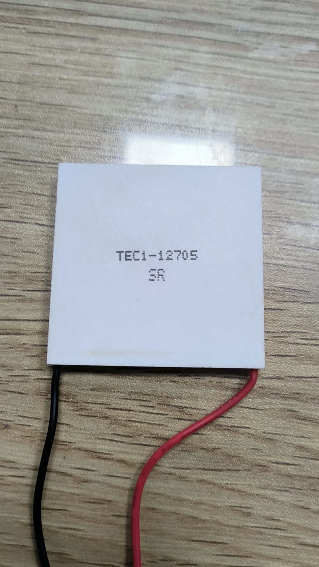 Imagem -02 - Semiconductor Refrigeração Chip Hot Spot Cooler Adequado para Dispensador de Água Geladeira do Carro 12v 50x50 mm Tec112705 sr