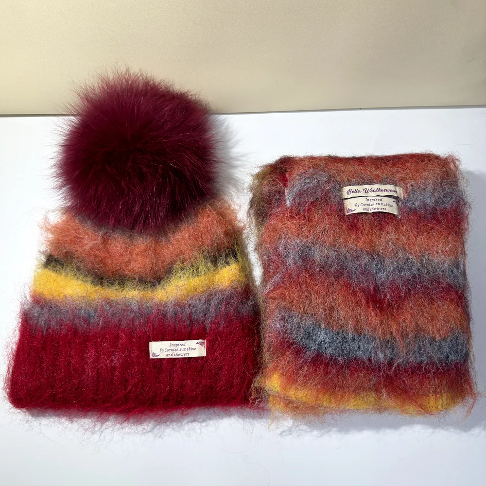 새로운 모헤어 울 레인보우 니트 모자 스카프 세트 여성용 가을 겨울 따뜻한 귀 보호 리얼 폭스 퍼 볼 얀 모자