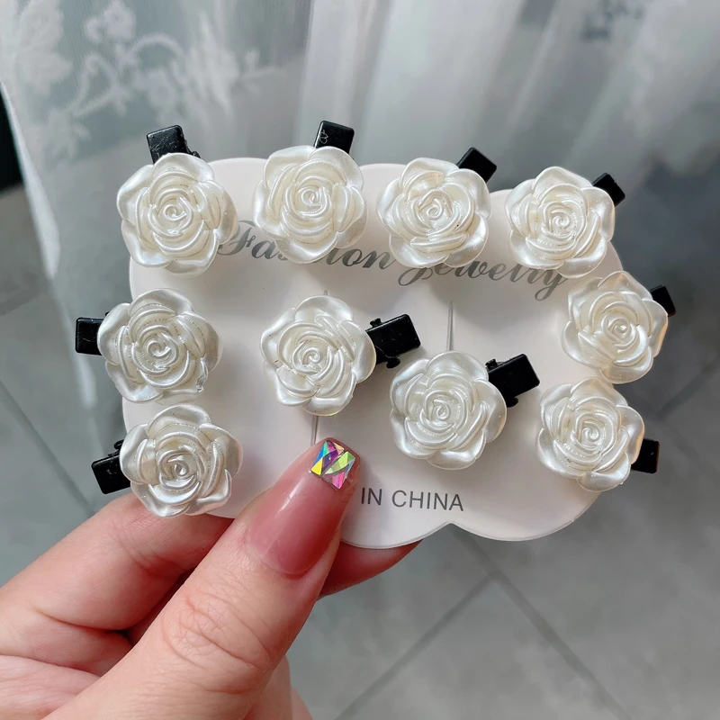 

White camellia hair clip, French style high-end small fragrant style bangs side clip, small and exquisite duckbill clip for wome